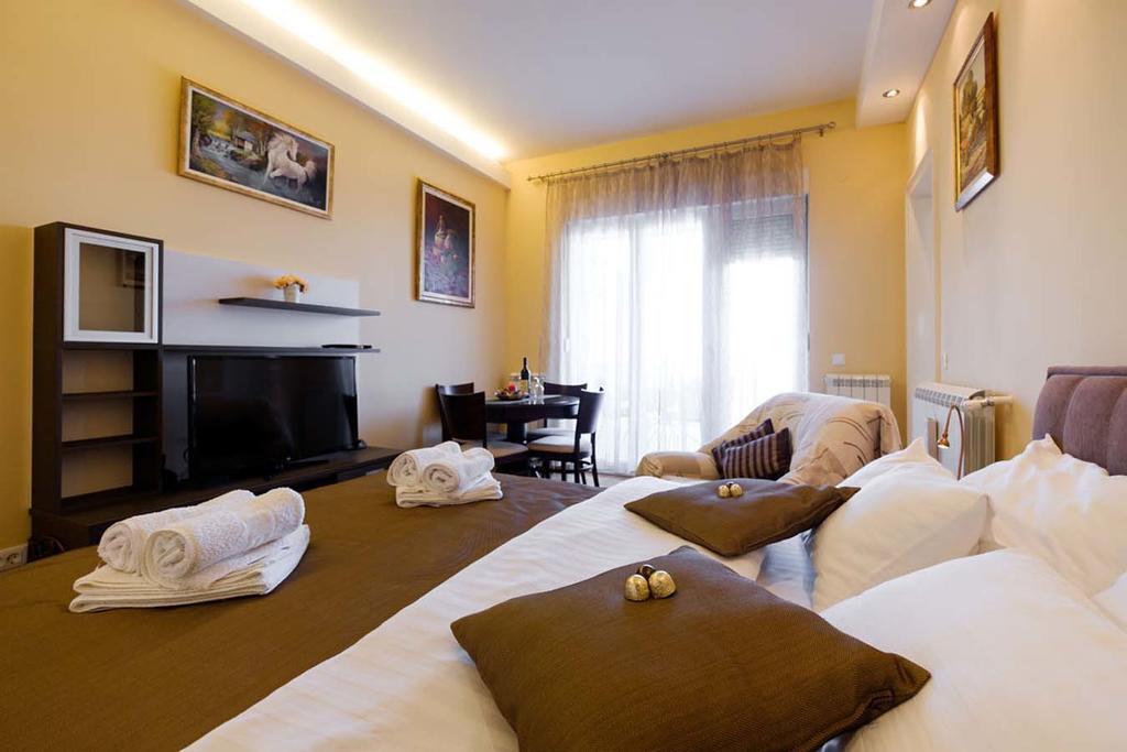 Basco Apartments Knez Mihailova Belgrado Buitenkant foto